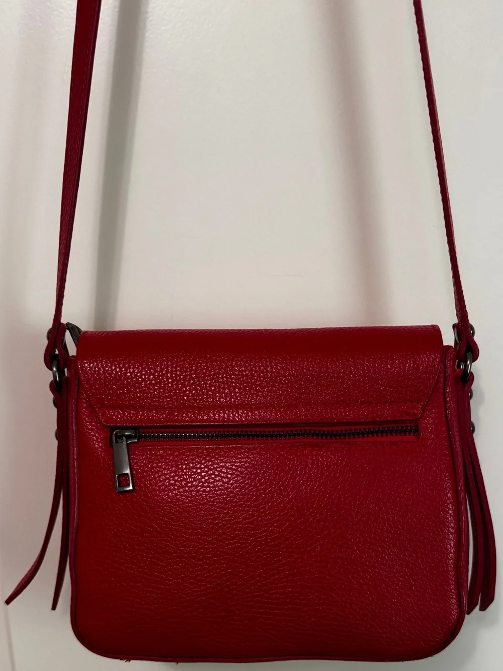 Carla Ferreri Red Pebbled Leather Crossbody Bag Made in Italy Adjustable Strap